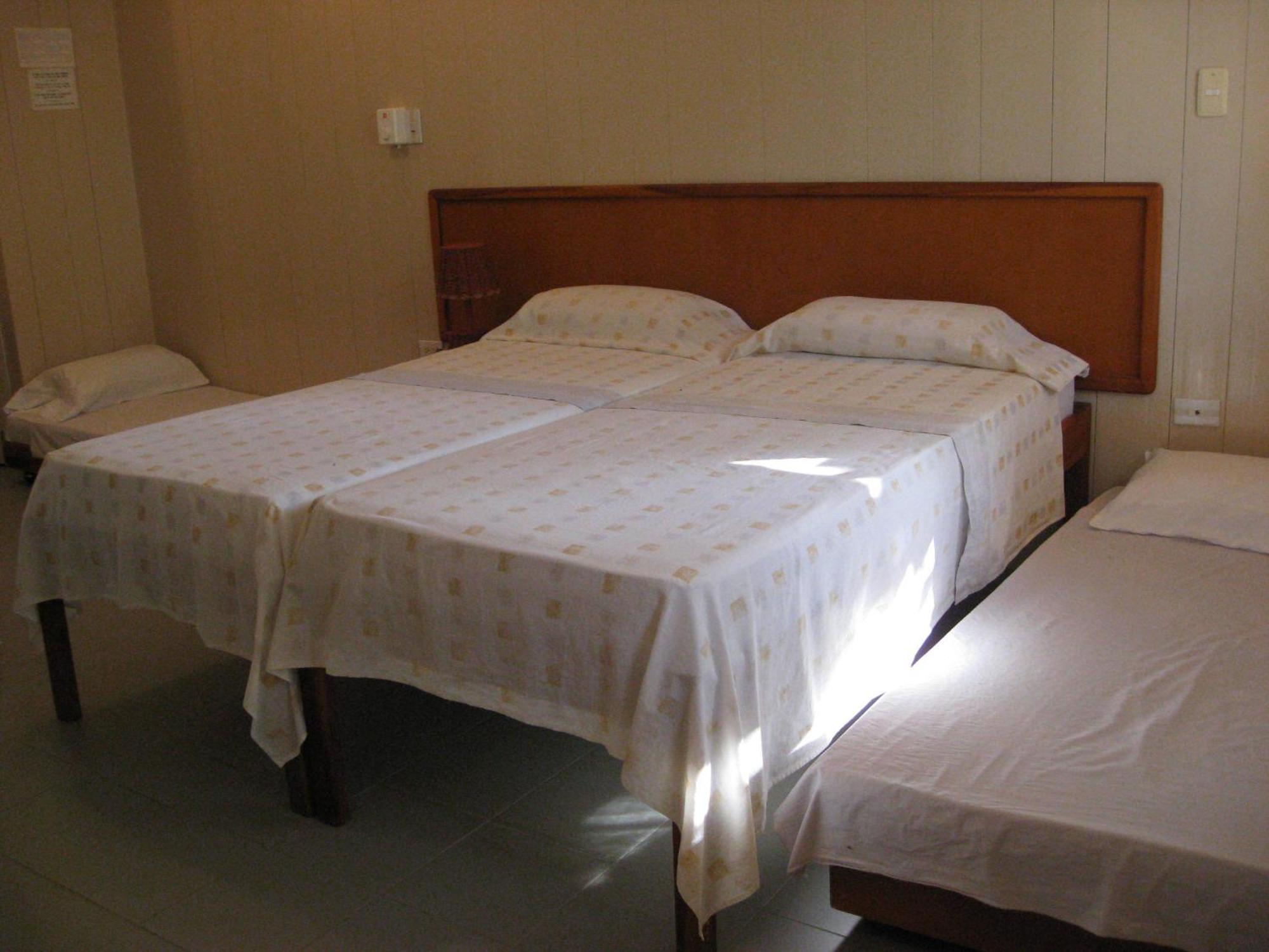 Hotel Nitana Ковеньяс Екстер'єр фото