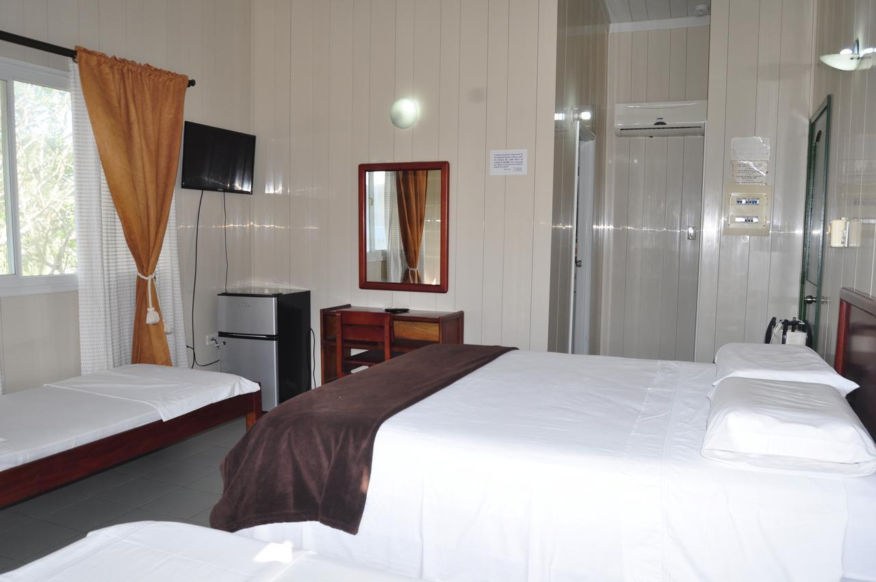 Hotel Nitana Ковеньяс Екстер'єр фото